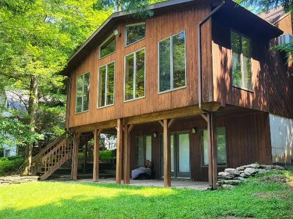 139 Blueberry Dr, Deposit, NY 13754