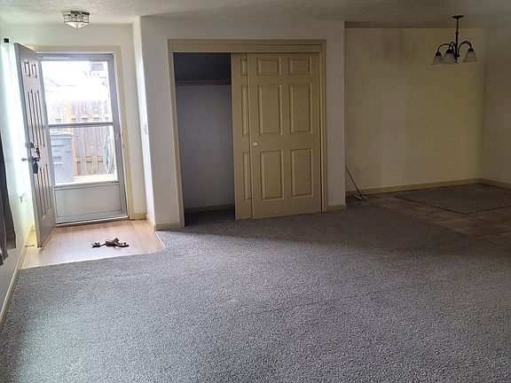 3rd image of 511 2nd St