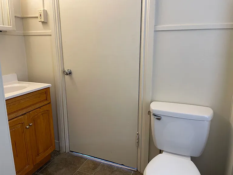 245 Walnut St. — Photo 9
