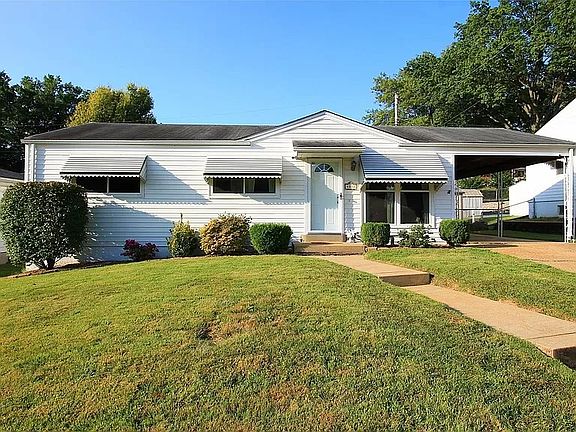 2nd image of 4012 Redland Dr