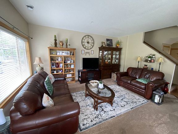 3rd image of 7884 Gotland Ln