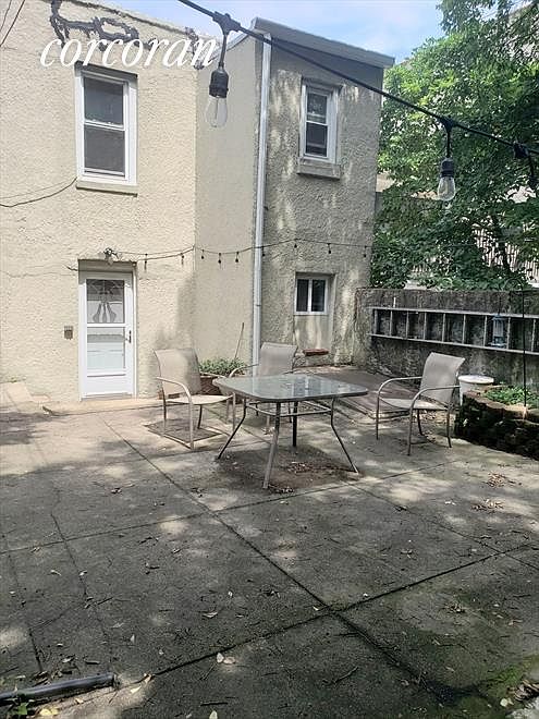 1st image of 578 20th St #1