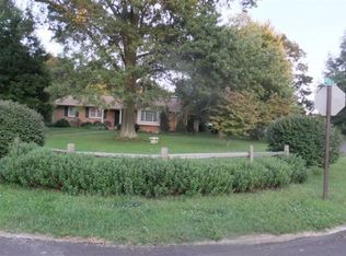 1728 Williamsburg Rd, Lexington, KY 40504