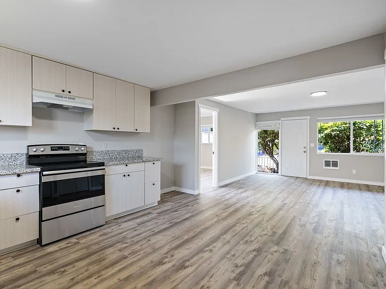 Eastside Village Apartments — Photo 13