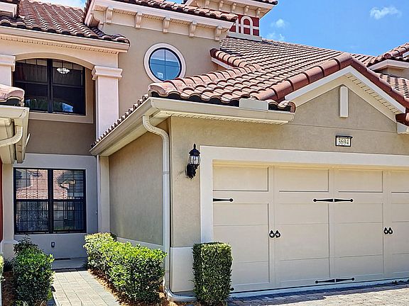 3rd image of 3694 Casitas Dr