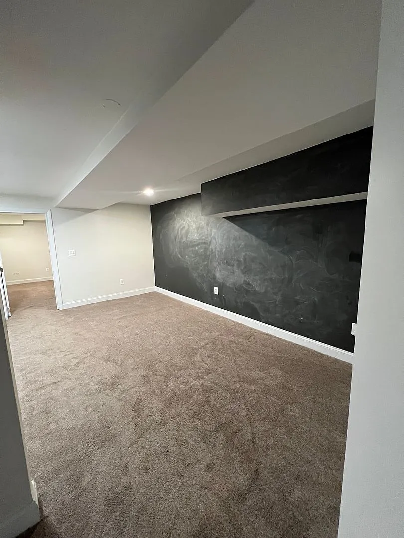 2333 Eutaw Place — Photo 4
