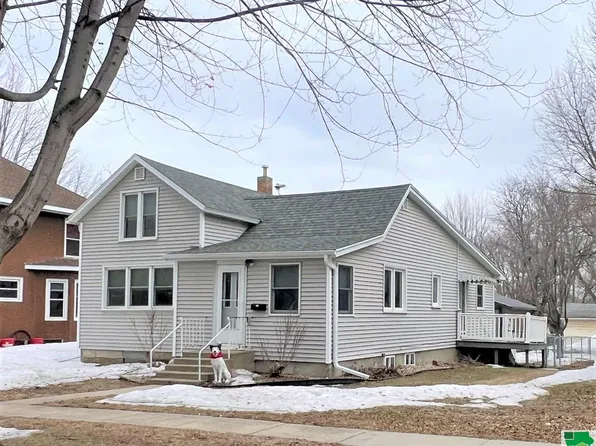 508 S Carroll St, Rock Rapids, IA 51246