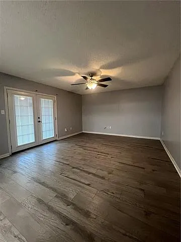 308 Raleigh Dr — Photo 9