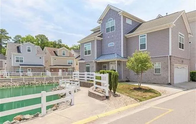224 Moate Cir