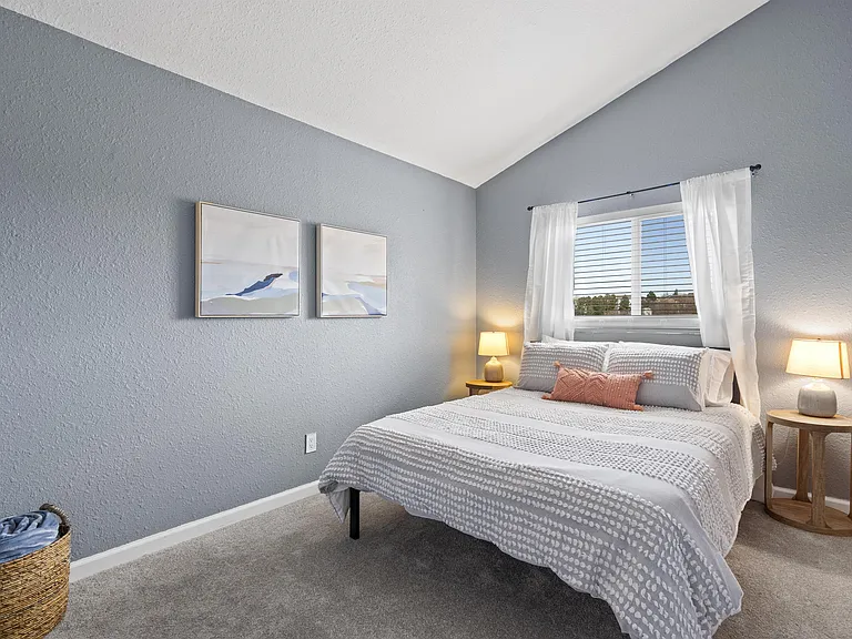 500 Trumbull Ln — Photo 31