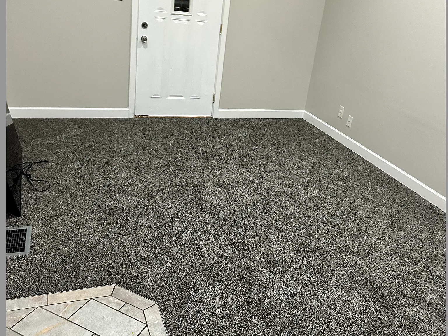 2 bed, 1034 sqft, $975 — Photo 3