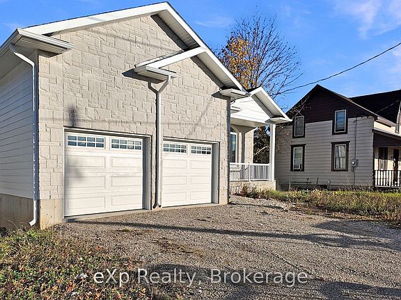 2nd image of 221 Forler St