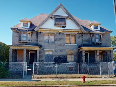 817 W Grand Blvd, Detroit, MI, 48216