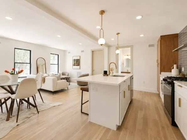 7 Pierce Ave, Jersey City, NJ 07307