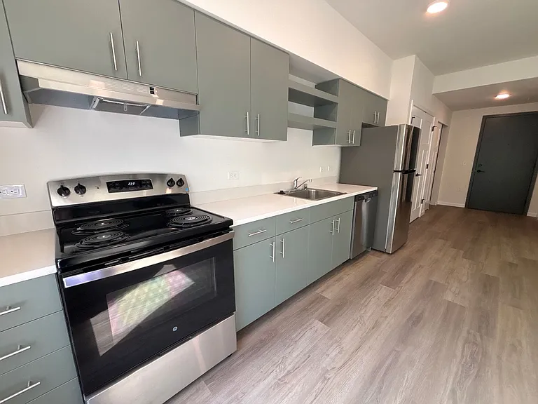 401 UNION — Photo 12