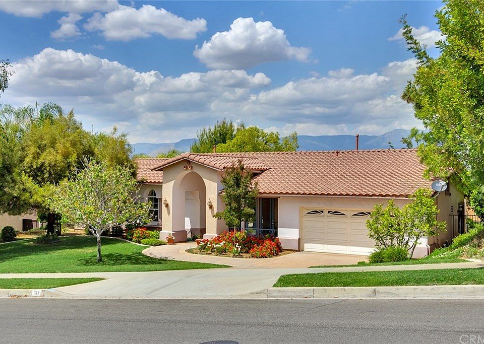 1st image of 519 Golden West Dr