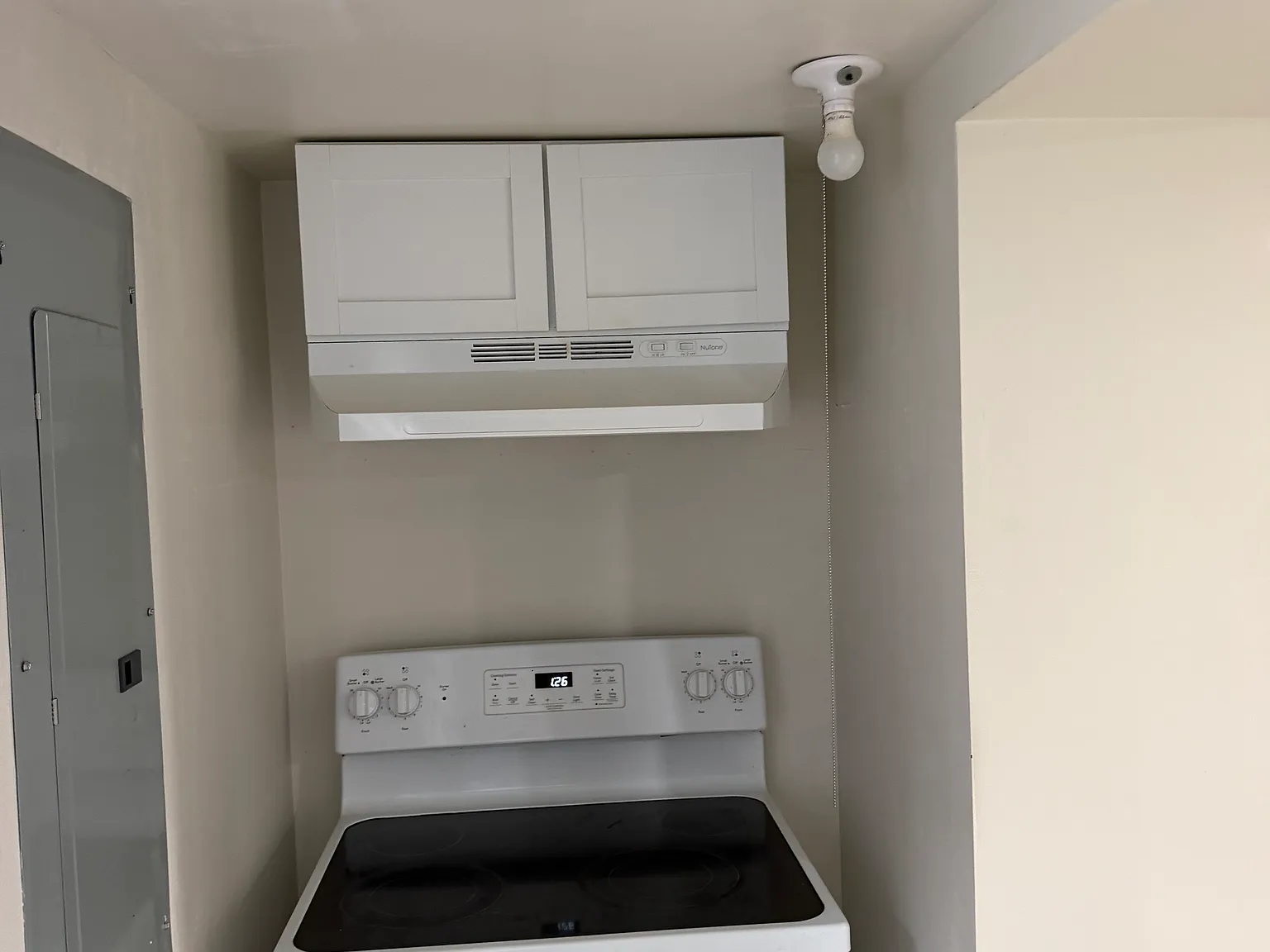 Studio, 1000 sqft, $900 — Photo 4