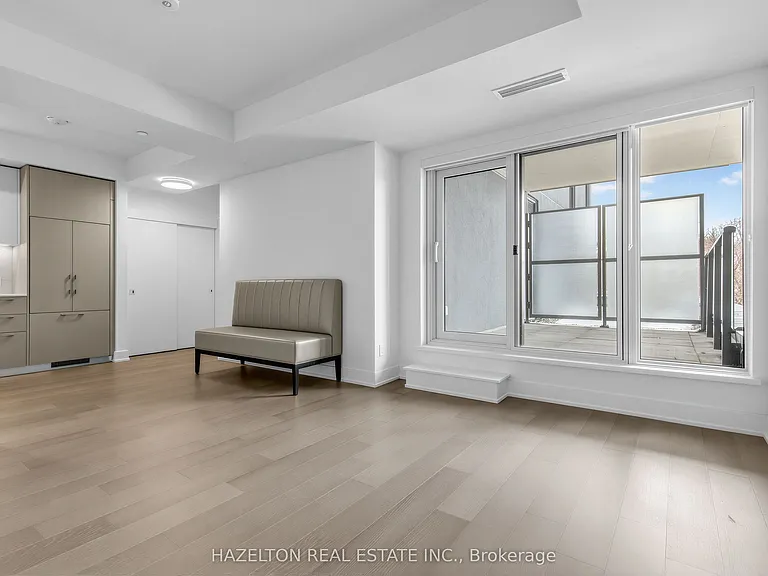 8 Manor Rd W #606 — Photo 11