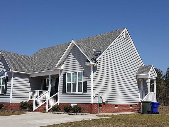 3rd image of 3124 Chesswood Ln