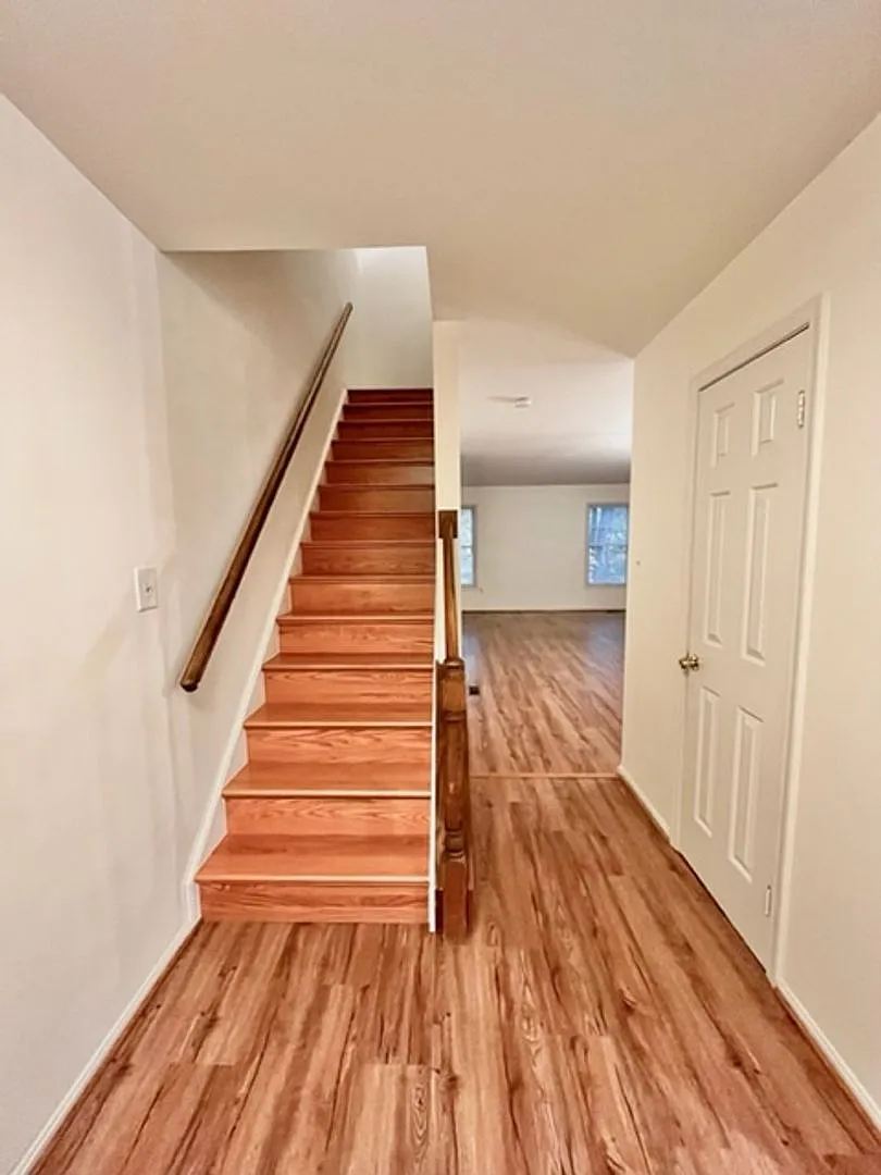 Building Photo - 17120 Briardale Rd
