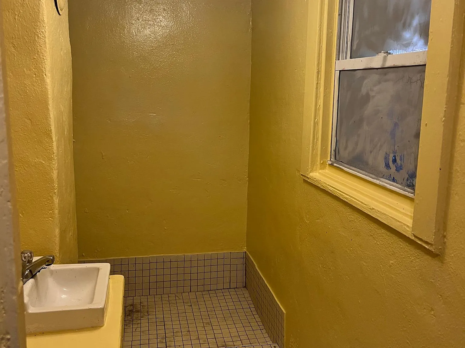Studio, 500 sqft, $825 — Photo 4