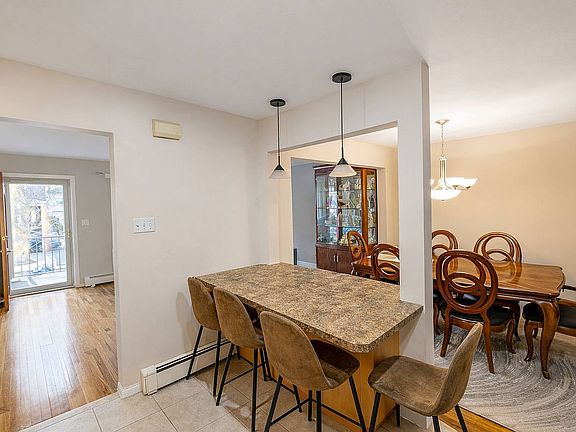 4th image of 4219 195th St
