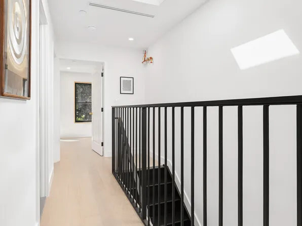 952a Greene Avenue image 19 of 28