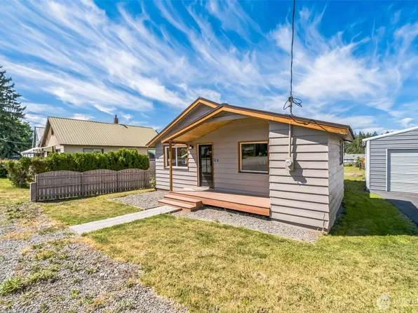 420 3rd Street, Ronald, WA 98940