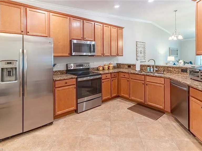 9521 Avellino Way #2426 — Photo 7