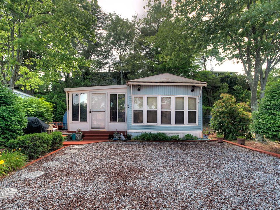 1st image of 43 S Lake Dr #16