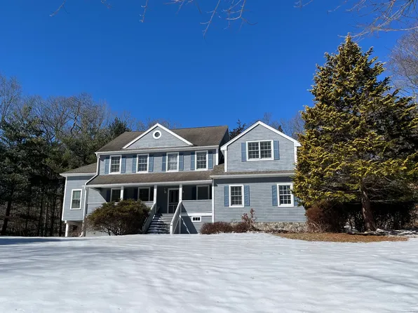 225 Ansonia Road, Woodbridge, CT 06525