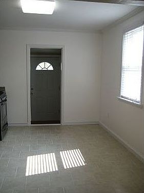 5th image of 610 Keller Ave