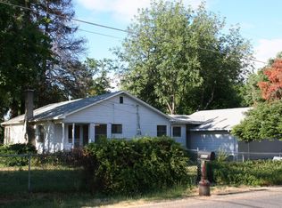 1790 Archer Dr, Medford, OR 97501