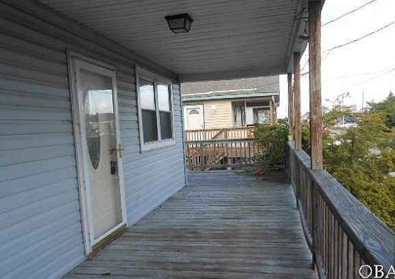 3rd image of 204 W Avalon Dr