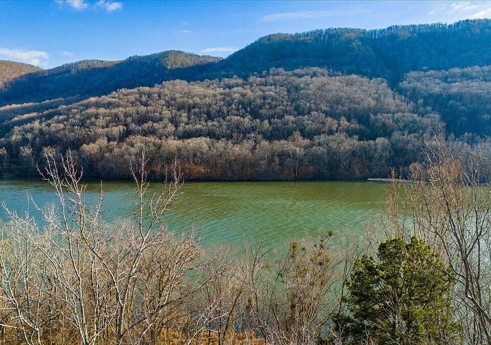 1st image of 10495 Mullins Cove Rd