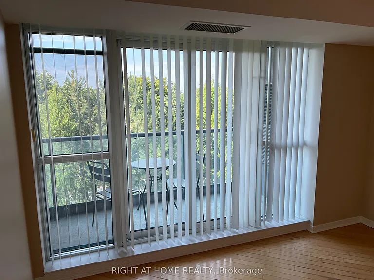 30 Harrison Garden Blvd #503 — Photo 6