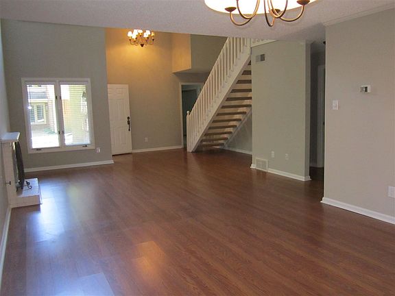 4th image of 478 Jack Kramer Dr