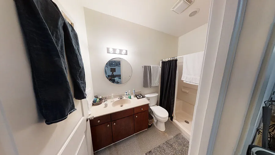 1 bed, $1,300 — Photo 4