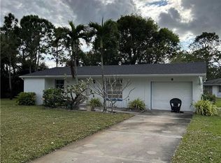 8 Maui Cir #8, Naples, FL 34112