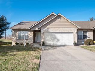 424 Aaron Dr, Belleville, IL 62220