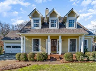 9309 Magnolia Estates Dr, Cornelius, NC 28031