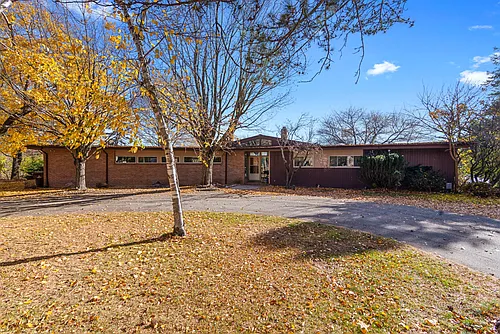 4105 Riverview Dr Photo 1
