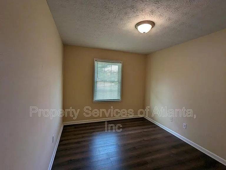 4512 Golf Vista Cir — Photo 20