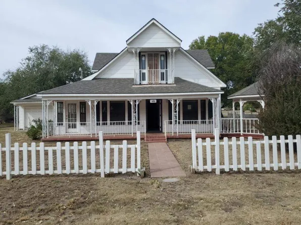 401 SW 7th St, Cache, OK 73527