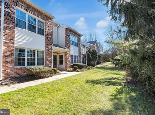 1813 Valley Glen Rd #141, Elkins Park, PA 19027