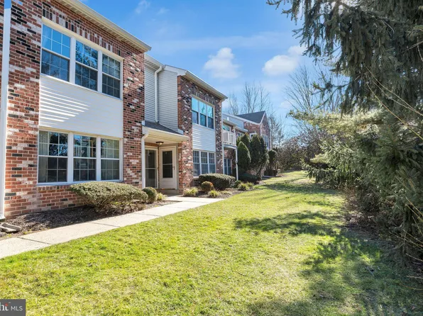 1813 Valley Glen Rd #141, Elkins Park, PA 19027