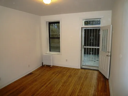 Rented by Friedman Roth Realty | media 24