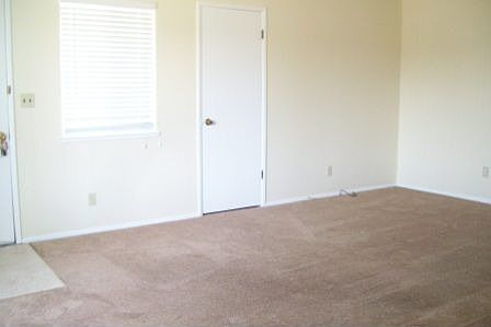 2nd image of 148 Cypress Ave #B