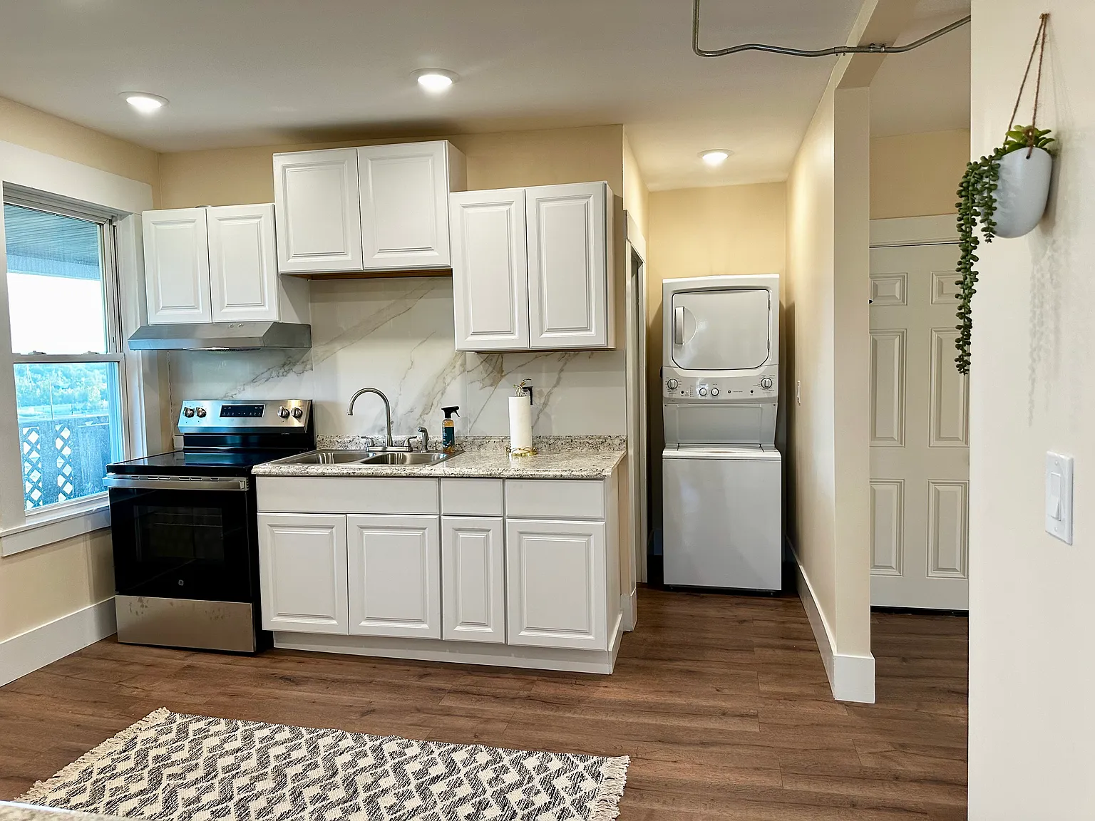 2 bed, 783 sqft, $1,400 — Photo 4