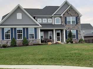 2442 Chelsea St, Avon, OH 44011